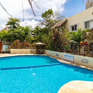 3* Hotel & Oasis